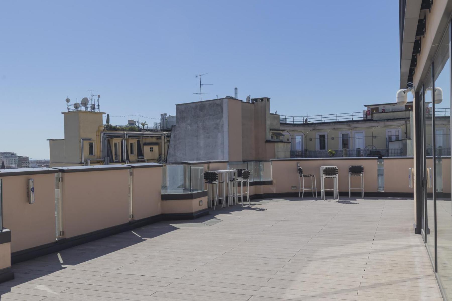 San Babila Central Tower With Panoramic Terrace Overlooking Duomo By Rentopolis Milan Exterior photo